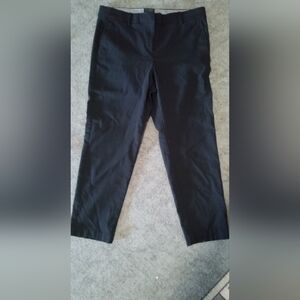 J. Jill Black Straight Leg Capri Pants